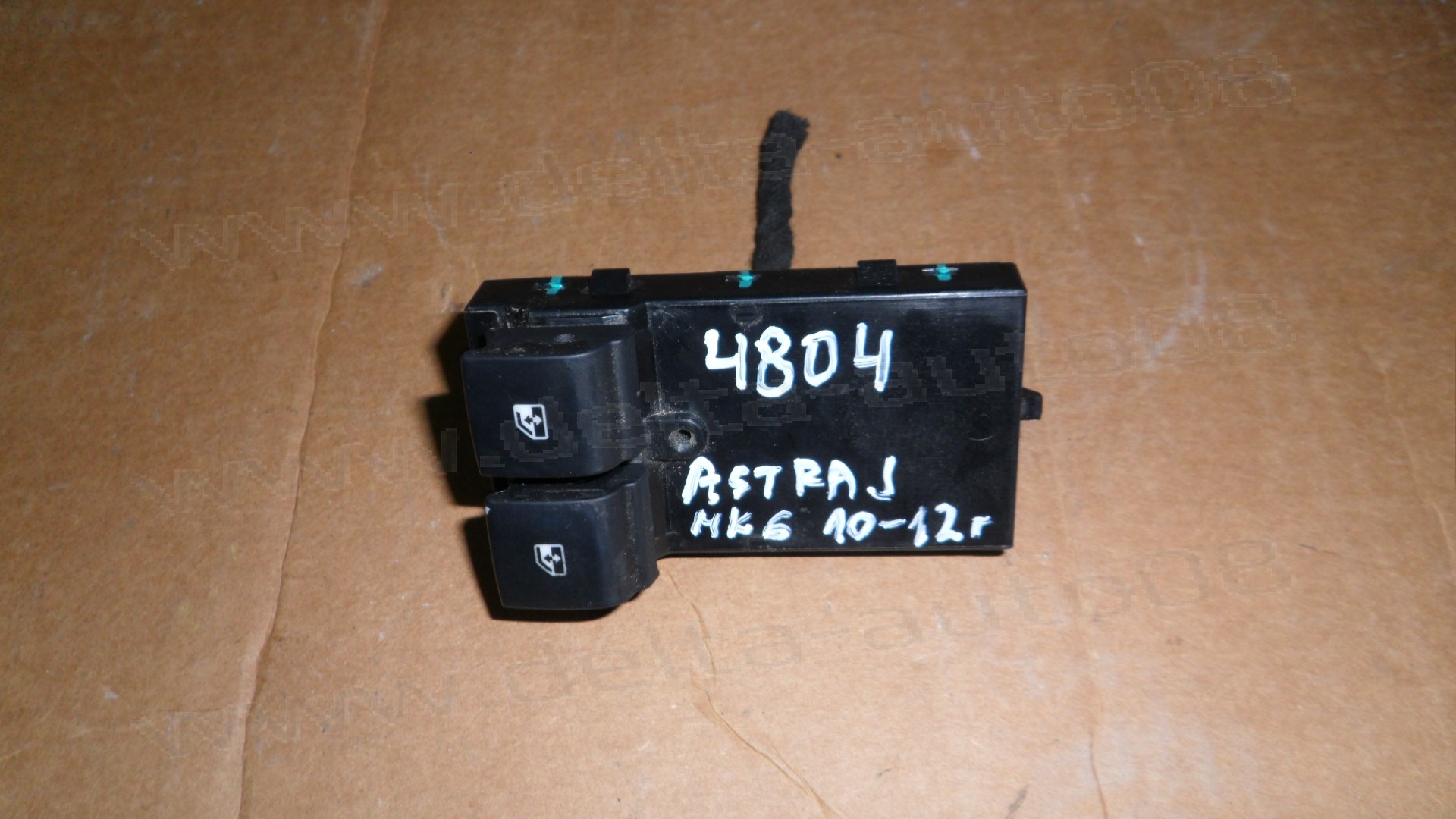 Панел контрол стъкла за Opel Astra J MK6 2010-2012г., 13305978