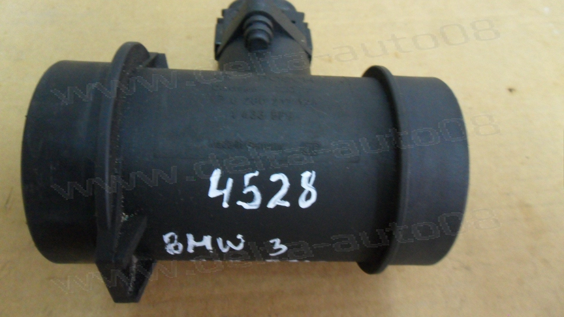 Дебитомер за BMW 3 E34, E46  318i, 316i  1999-2005г.      0 280 217 124, 0280217124, 1 433 565, 1433565