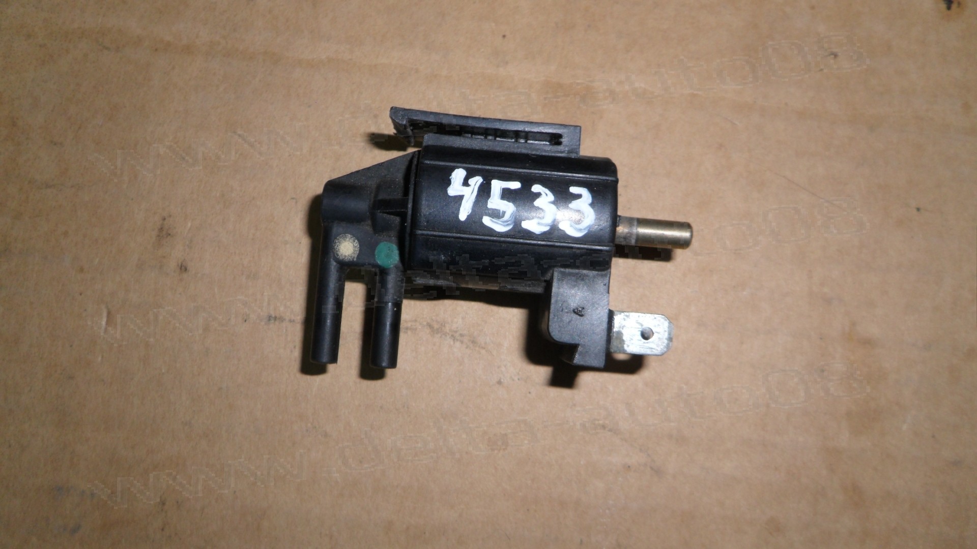Вакуум клапан за Mitsubishi Wagon 2.0   1992-2010г.     K5T49683
