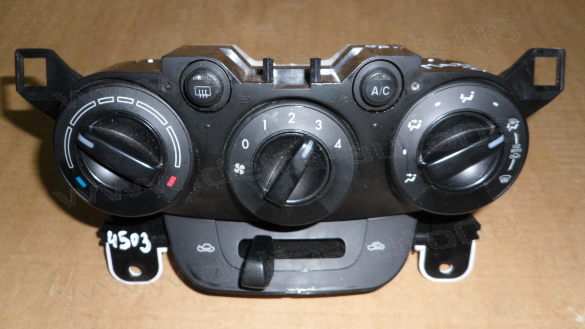 Панел контрол климатик за Mazda 2 - 2009г.  - 1.4L    N D 651, ND651, N D651, N/ D 651