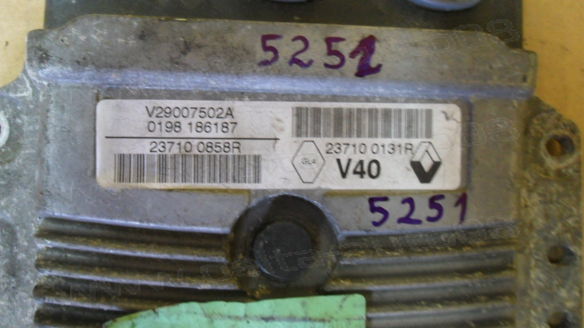 Компютър двигател за Renault Scenic III, Megane III 1.6, V29007502A, 23710 0858R, 237100858R, 23710 0131R, 237100131R