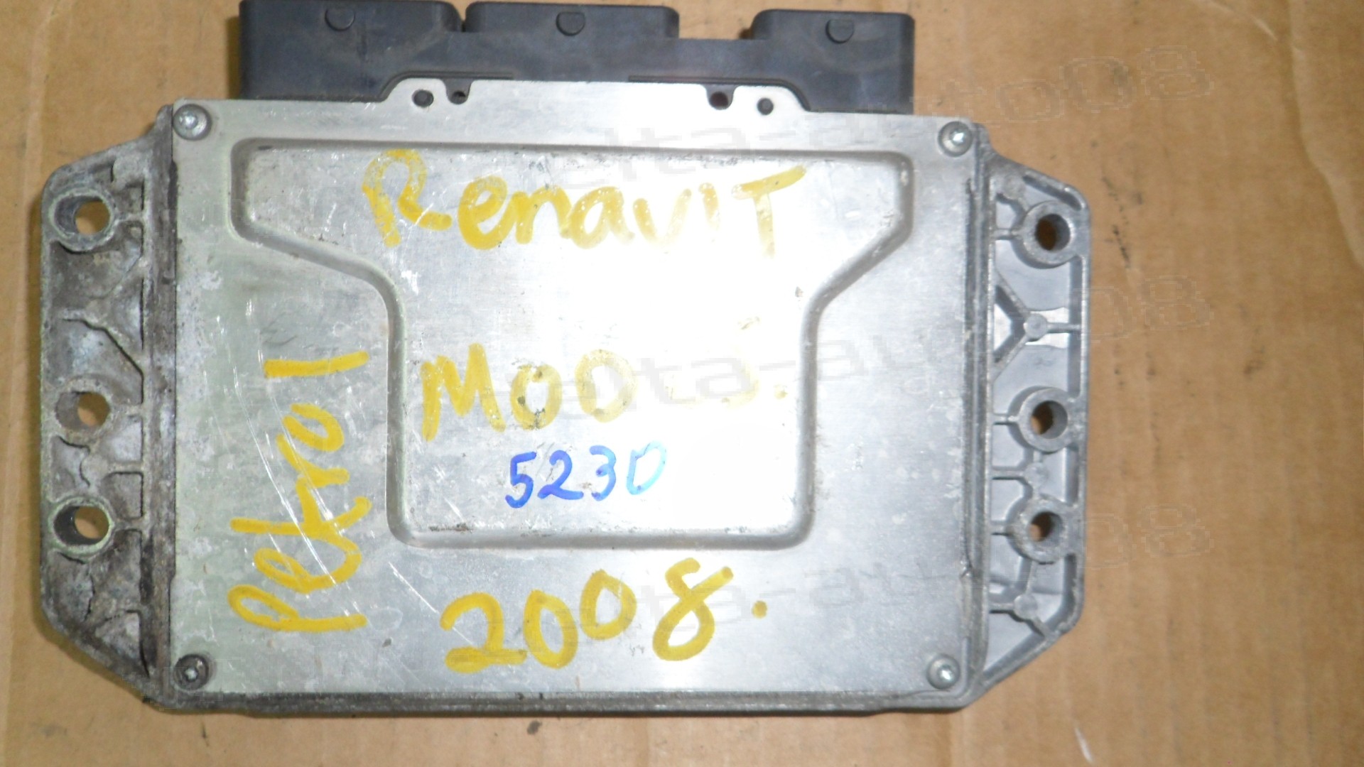 Компютър двигател за Renault Clio III 1.6L 2005 - 2012г., S3000, 21585948-6A, 8200693067, 8200461733 