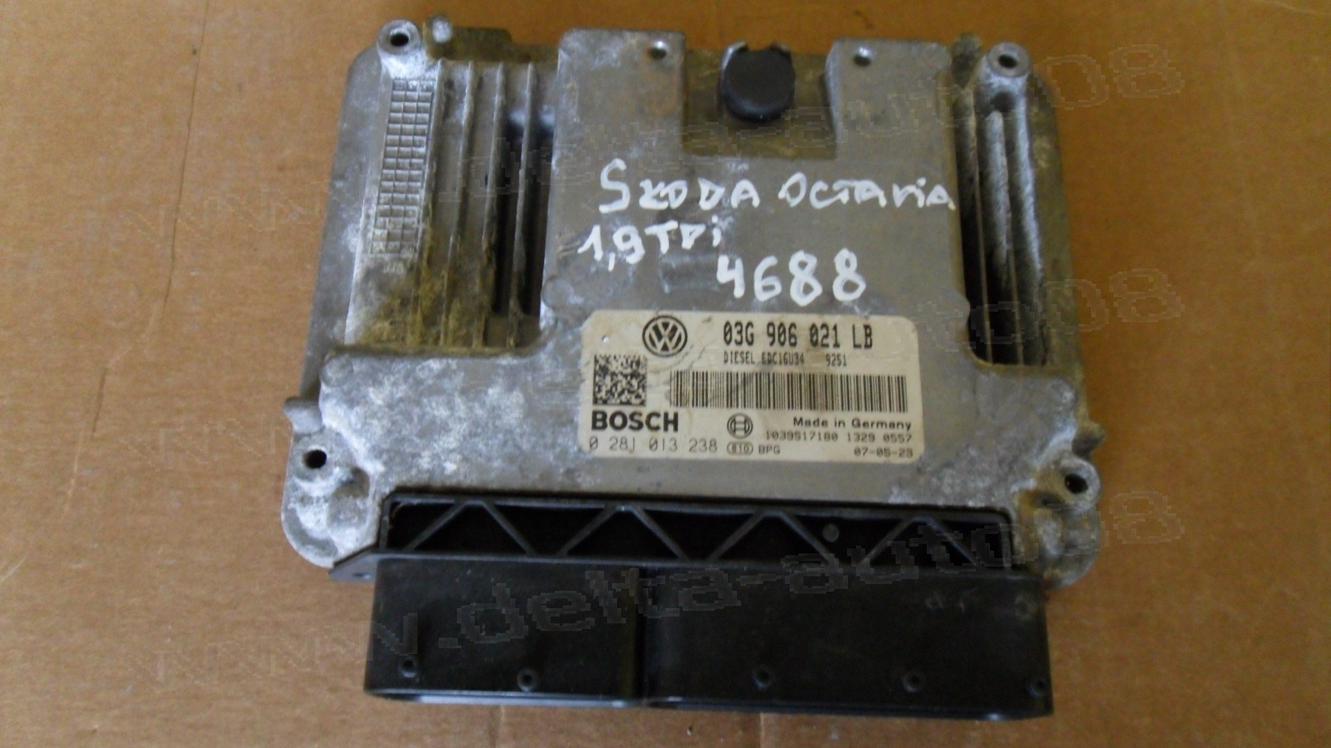 Компютър двигател за Skoda Octavia 1.9 TDi  2006-2008г., 03G 906 021 LB, 03G906021LB, 0 281 013 238, 0281013238, 1039S17180