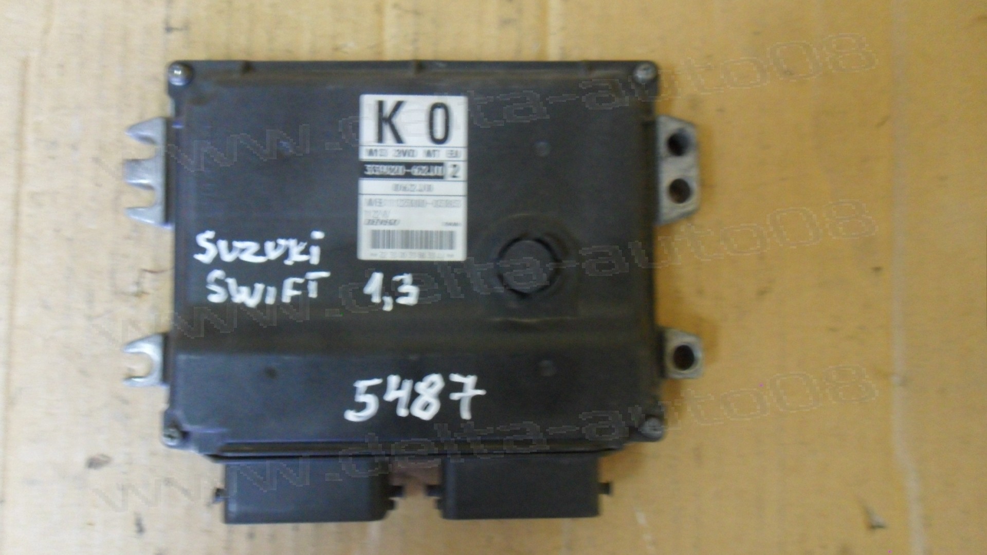 Компютър двигател за Suzuki Swift 1.3, 2000 - 2010г., 33920-62J0 2, 33920-62J02, 3392062J02, MB112300-0383, MB1123000383, KO, 33920-62J0, 3392062J0, M13 2WD MT EU, M132WDMTEU