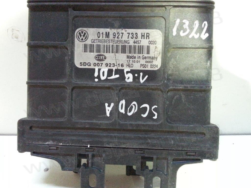 Компютър двигател за VW Golf 4 1.9 TDI  01M927733HR