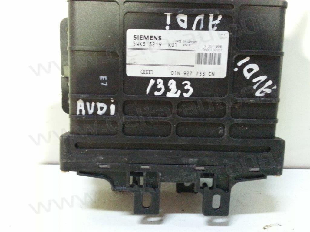 Компютър скорости за VW Golf, Passat, Audi A4, 1996-2001г., 01M 927 733 CN,  01M927733CN, 5WK3 3219 K01, 5WK33219K01