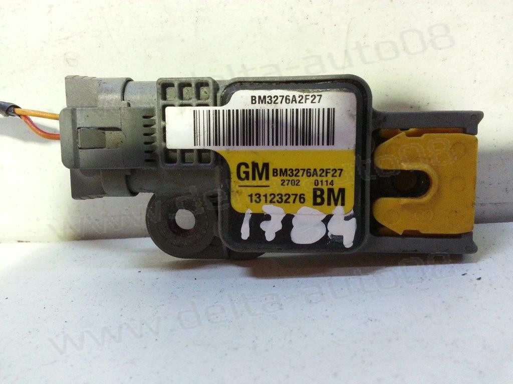Сензор Airbag за Opel Vectra C   13123276