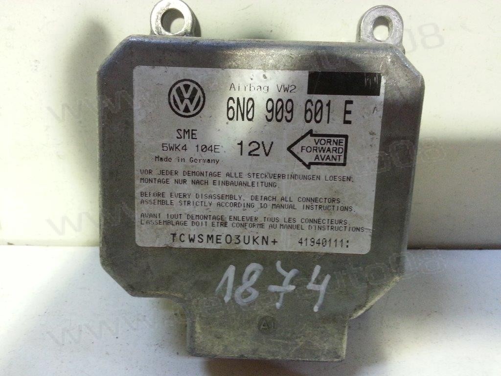 Сензор Airbag за VW Golf III 1.6   6N0909601E