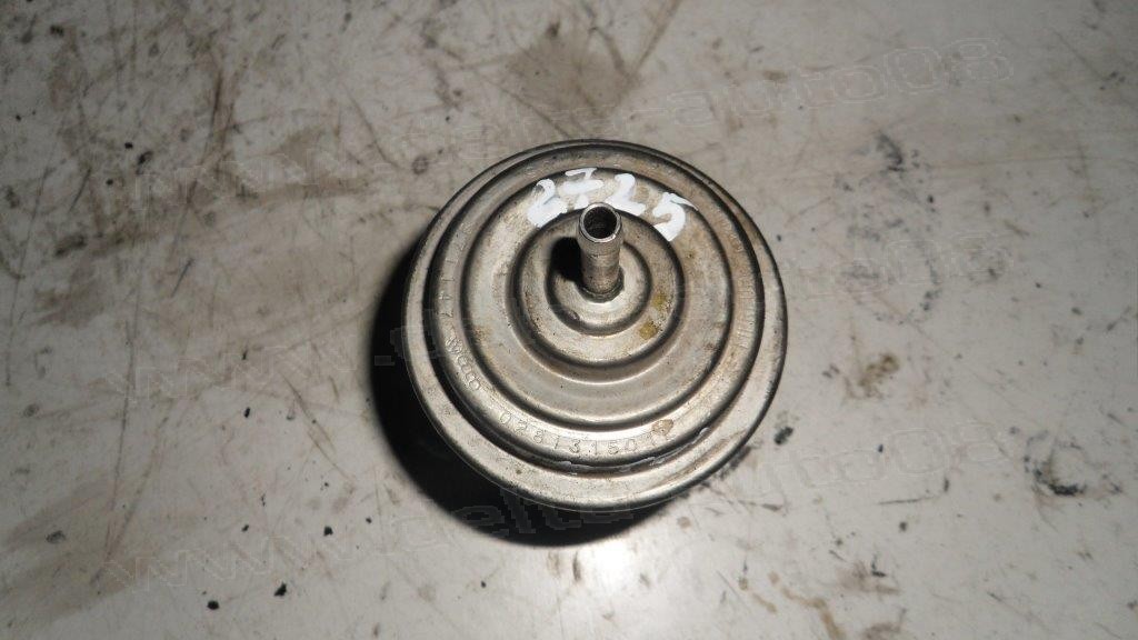 EGR клапан за Audi A4  1.9 TDI  028131501E