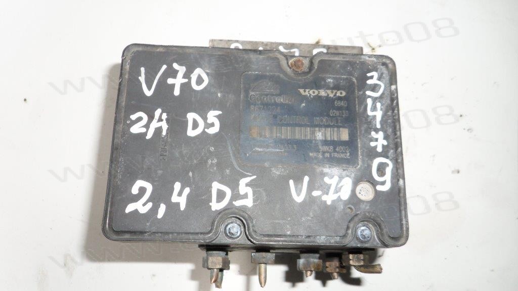 Модул ABS за Volvo V70 2.4   8671224 
