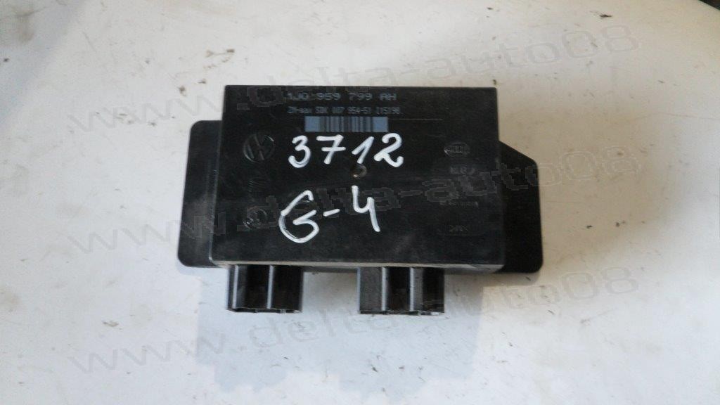 Комфорт модул за VW Golf IV   4J0959799AH 