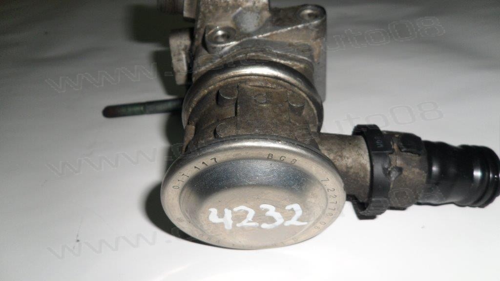 EGR за Audi A3  1,6 8V   06A131351B 