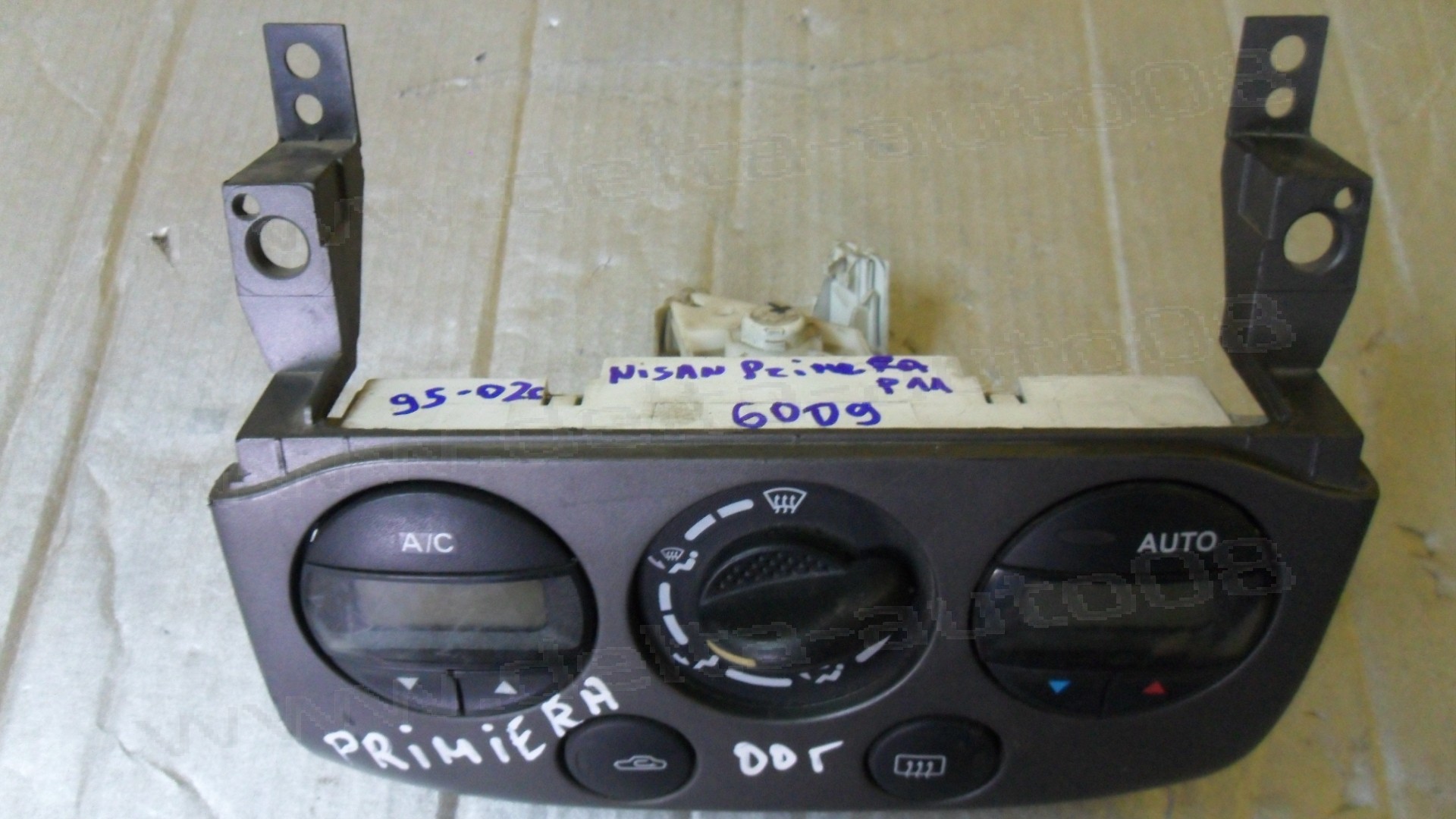 Панел контрол климатик за Nissan Primera, P11, 1995-2002г., 27510-9F500, 27510 9F500, 275109F500