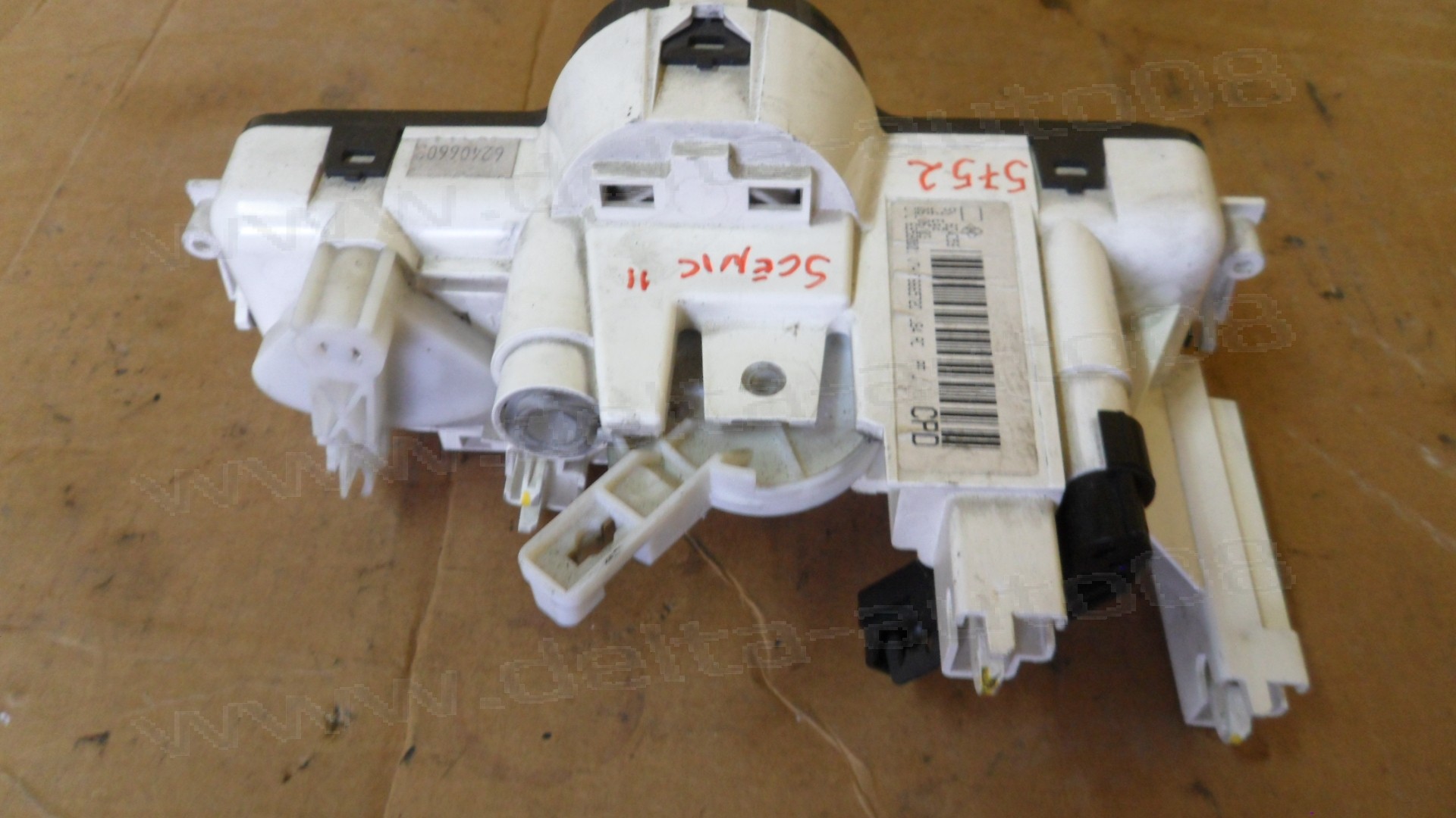 Панел контрол климатик за Renault Scenic II, 2003-2009г., 69580001, f6665720 J84 AC, f6665720J84AC, F6665720 J84 AC, F6665720J84AC