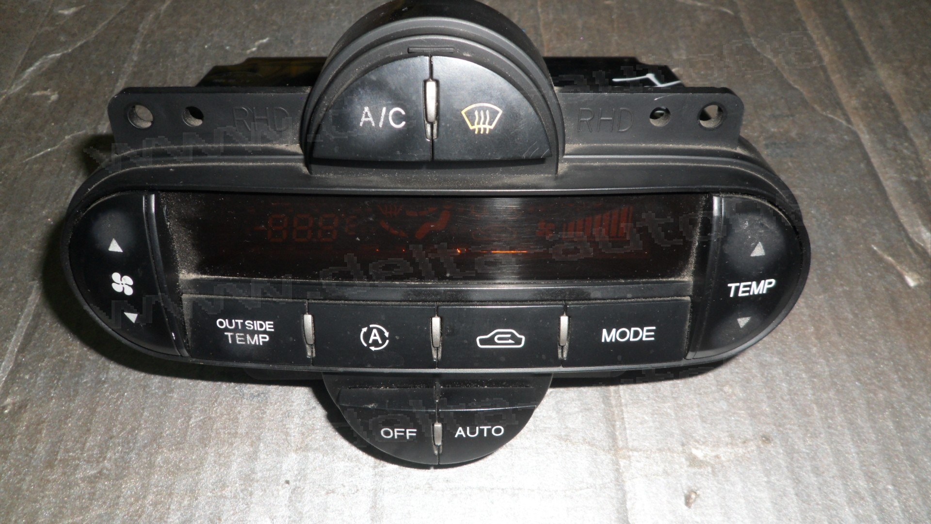 Панел контрол климатик за Kia Carens, 1999-2006г., 0K2FF 61 190, 0K2FF61190