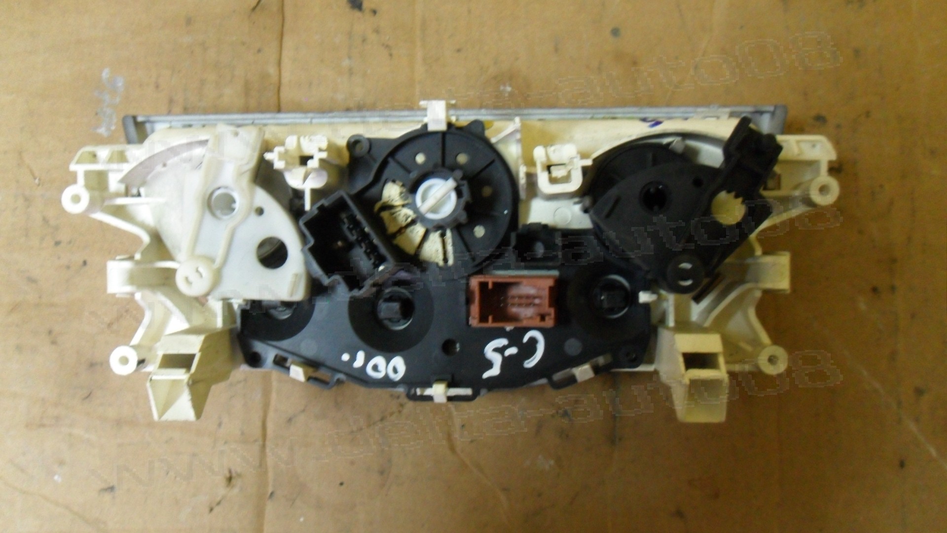 Панел контрол климатик за Citroen C5, 2001-2007г., F661023R X4, F661023R, F661023RX4, 69392202