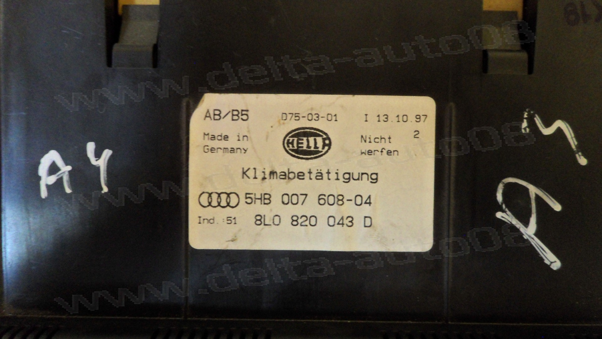 Панел контрол климатик за Audi A4, A3, 1994-2001г., 8L0 820 043 D, 8L0820043D, 5HB 007 608-04, 5HB007608-04, 5HB00760804