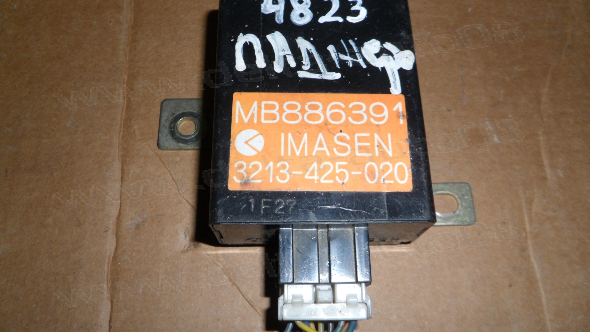 Реле за Mitsubishi Pajero 3.0, 3.5, 1993-1995г., 3213-425-020, 3213 425 020, 3213425020, MB886391
