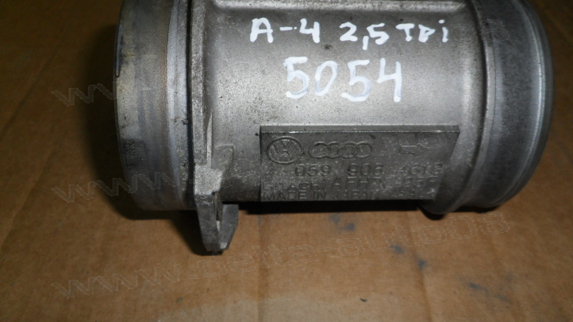 Дебитомер за Audi A4 2.5 TDi 2003г., 059 906 461G, 059906461G, AFH70-25F, AFH7025F