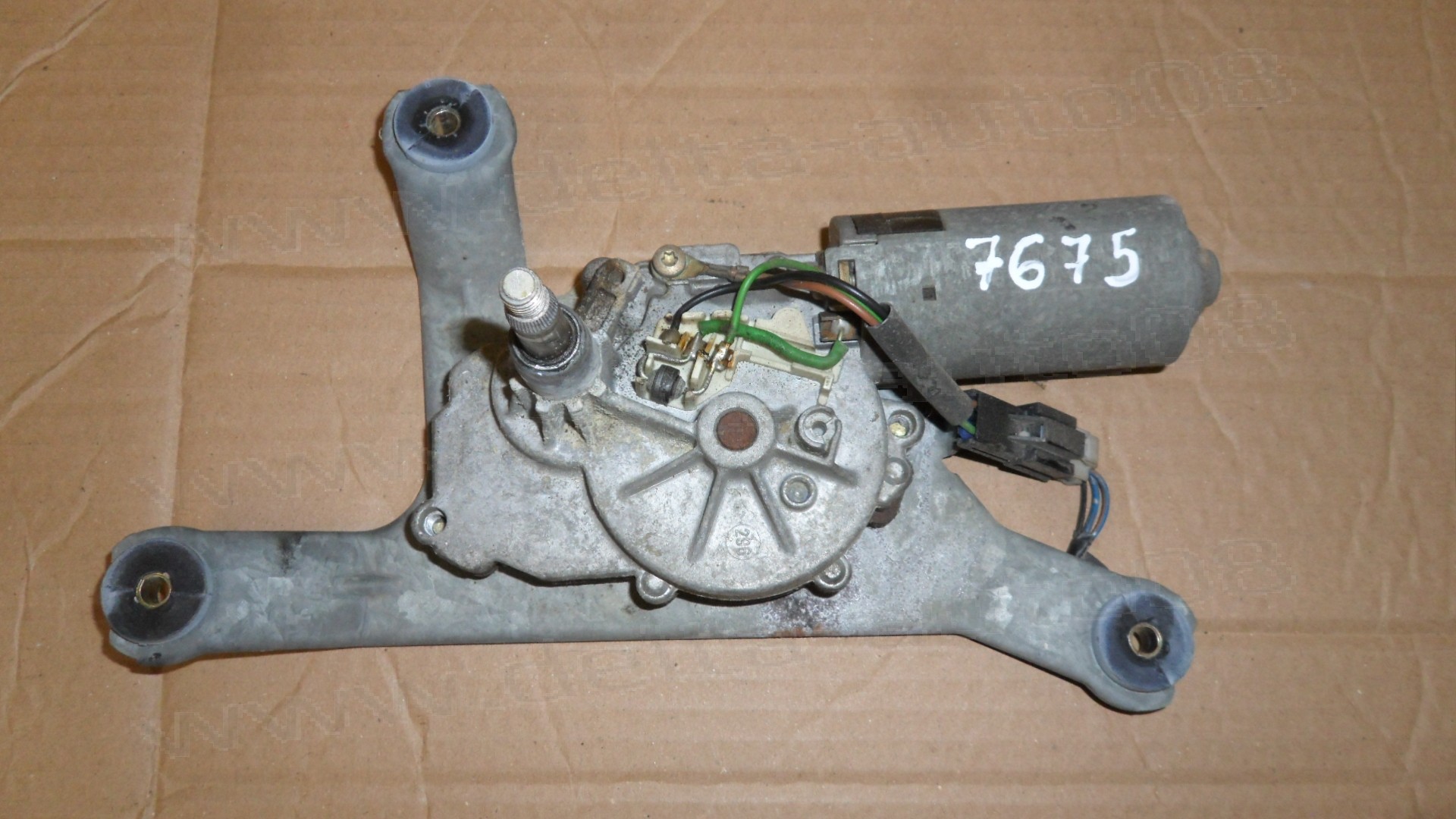 Мотор задна чистачка за Mitsubishi Carisma, 1995-2006г., 0390 201 528, 0390201528, хечбек 