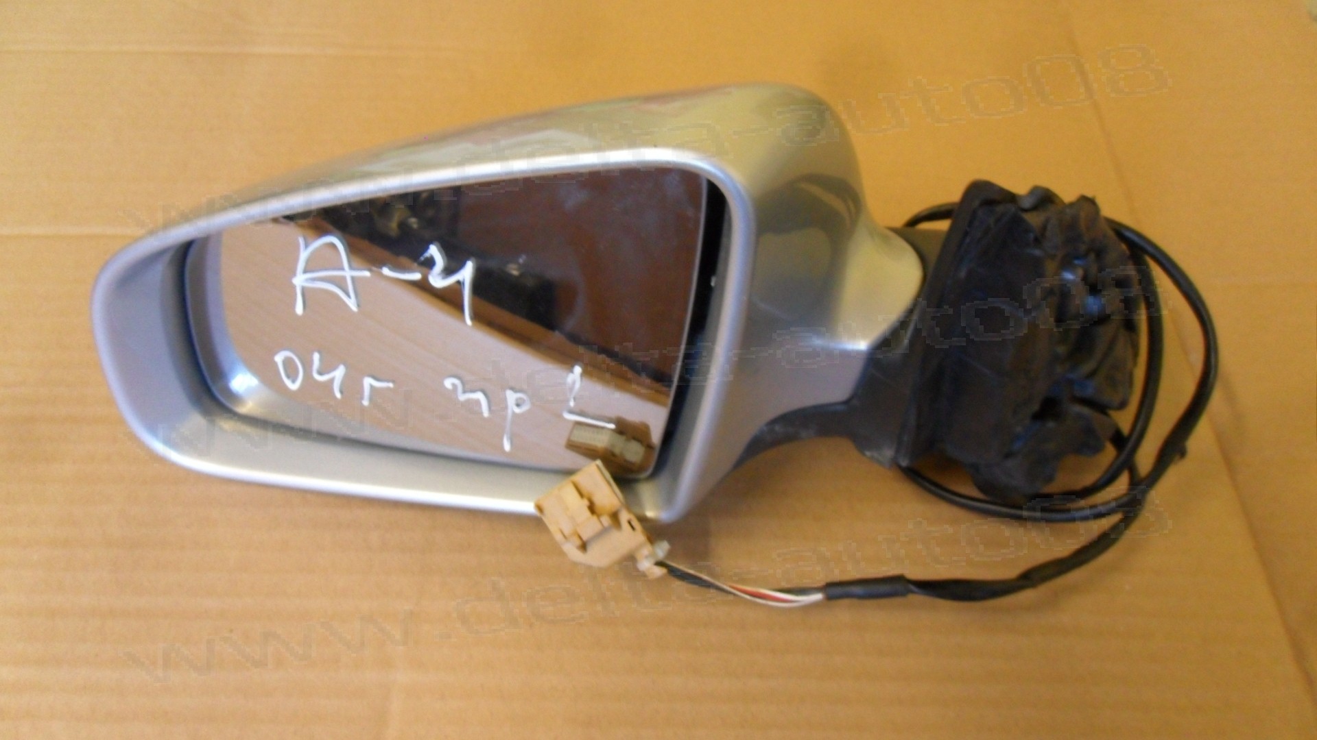 Огледало ляво за Audi A4, 2000-2005г., E1010681 