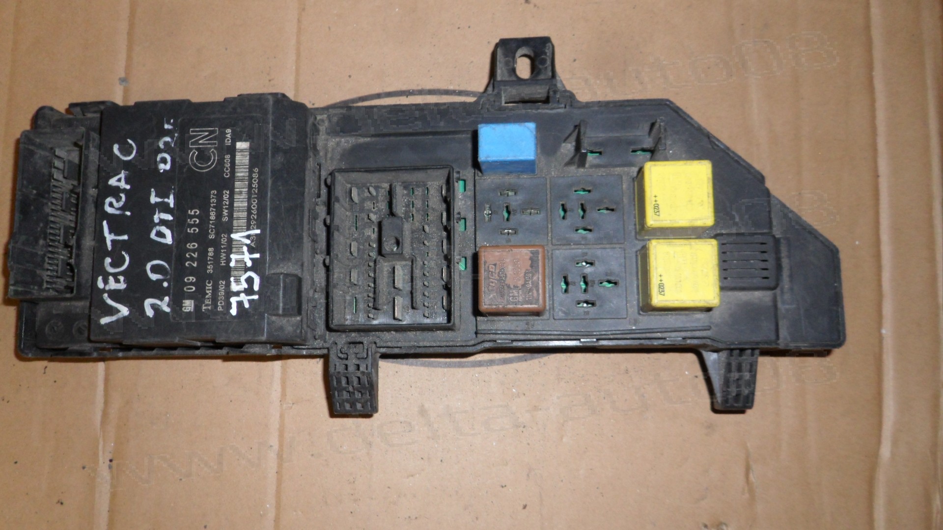 Бушонно табло за Opel Vectra C, 2002-2008г., 460 023 260, 460023260, AA 24 400 590, AA24400590, 24 400 590, 24400590, 518721022, 09 226 555, 09226555