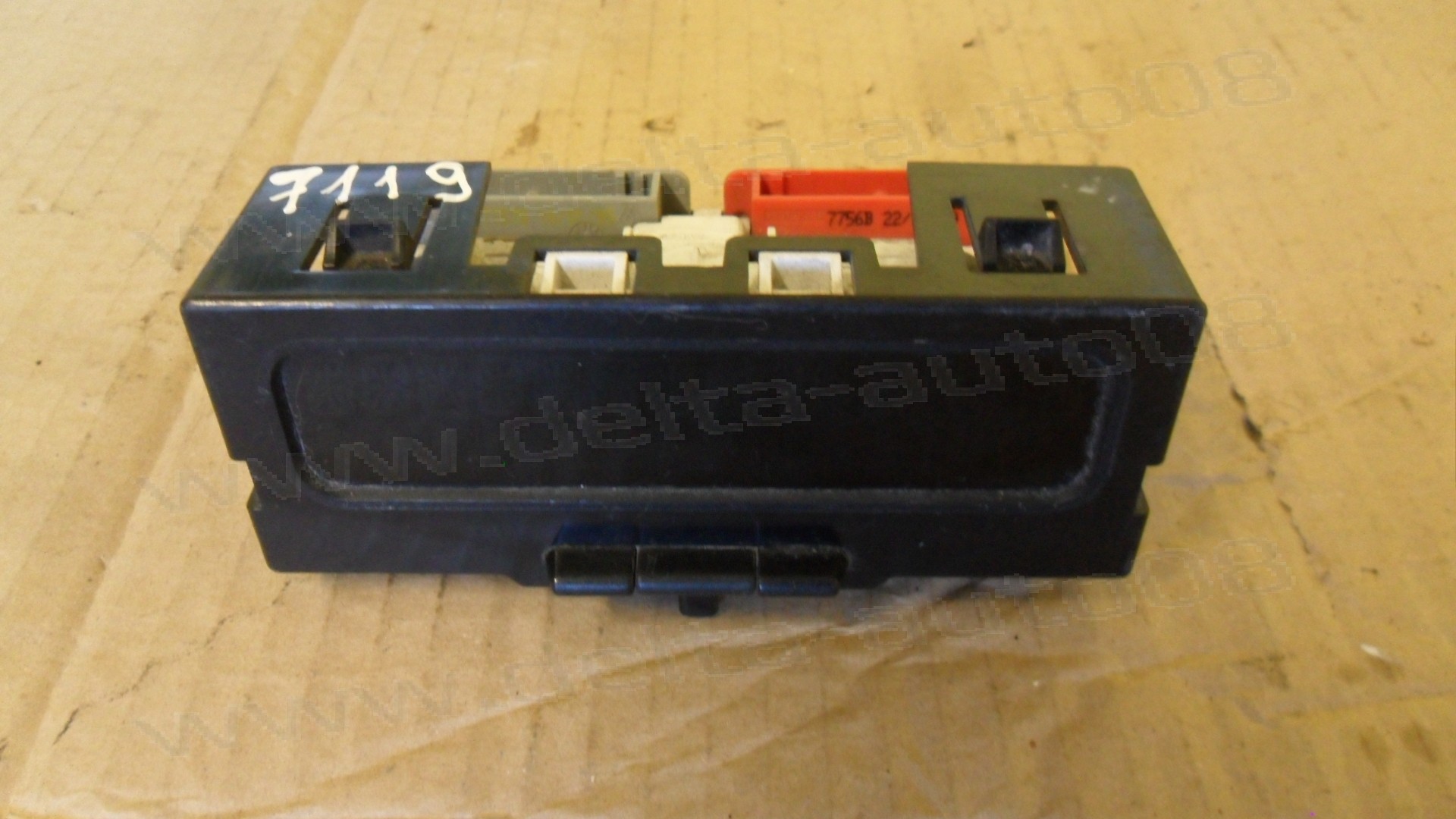 Дисплей за Renault Megane, Scenic, Clio, 1995-2004г., P7700428029 A, P7700428029A, 21648755-7 A, 216487557A, 21648755-7A