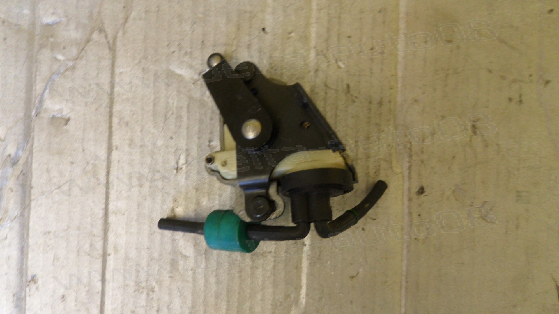 Вакуум контрол клапан за Mercedes C-Class, W202, 140 300 0133, 1403000133