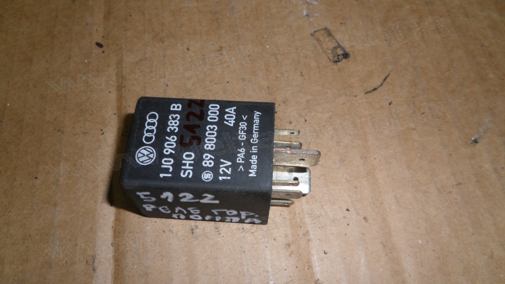 Реле горивна помпа за Audi, VW    1J0 906 383 B, 1J0906383B, 89 8003 000, 898003000, 409