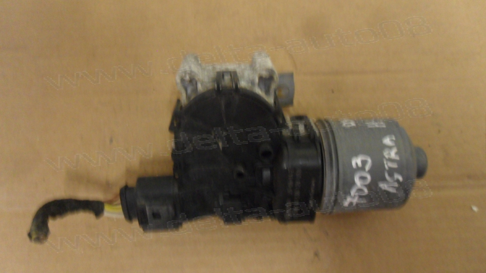Мотор предни чистачки за Opel Astra H, 2004-2014г., 0 390 241 538, 0390241538