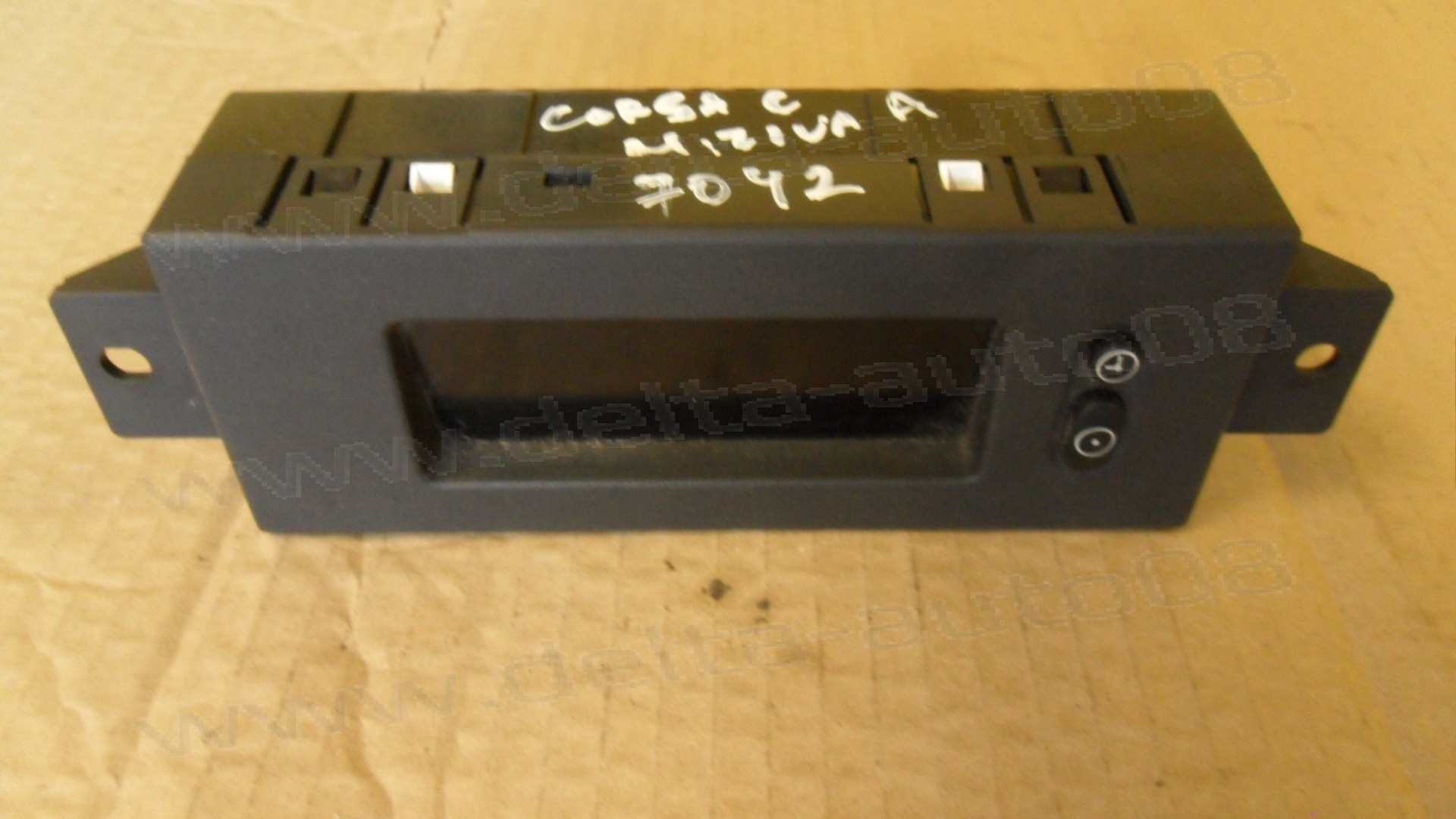 Дисплей за Opel Corsa C, Meriva A, 2000-2006г., 009164455, 5WK70005