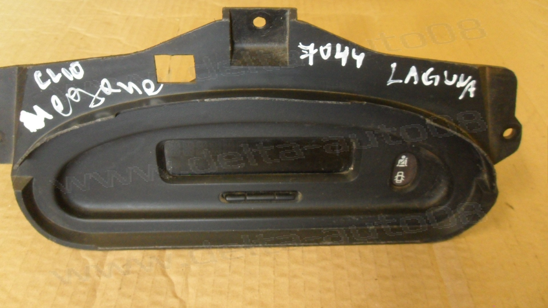 Дисплей за Renault Megane, Clio, Laguna, 1998-2002г., P7700428029 A, P7700428029A 