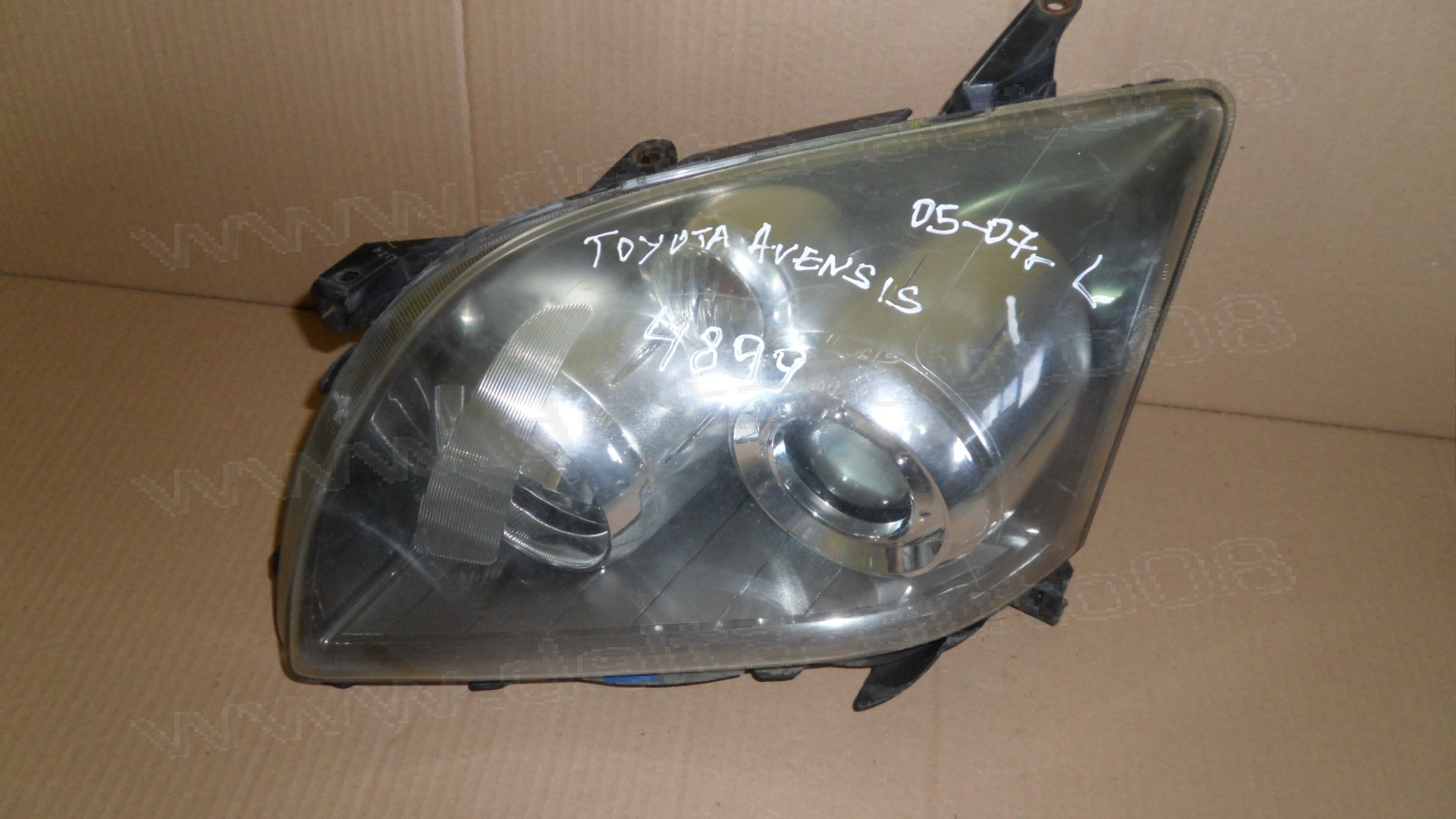 Фар за Toyota Avensis - 2005-2007г. - ляв - HCHR-568, HCHR568