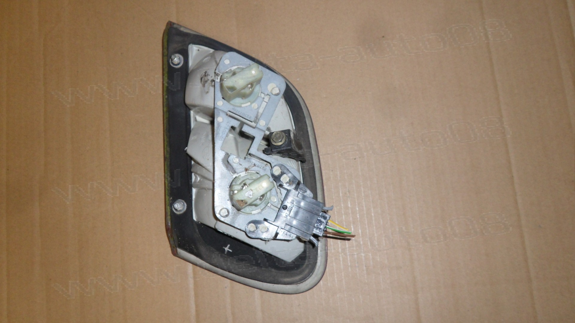 Стоп вътрешен за Mercedes CLK, 1997-2002г., 208 820 08 64, 2088200864 - десен