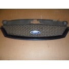 Решетка радиатор за Ford Mondeo III, 2000-2007г.. Със забележка, счупено ухо.